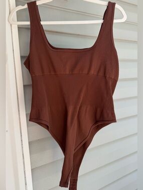 Ribbed Brown Seamless Bodysuit Tank | Stretchy Fitted | M/L